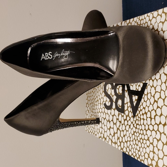 Allen Swartz pumps - Picture 3 of 4